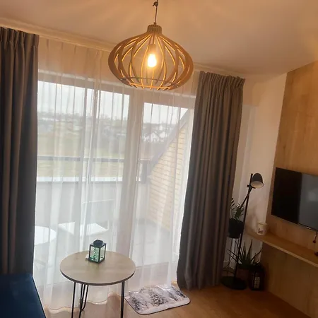 Niebieski Centrum W Budynku Z Restauracja *